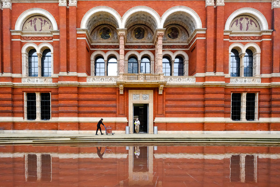 <p>3rd - A Grade: Open Print - Reflections of London <small>© Kathryn Hocking</small></p>
